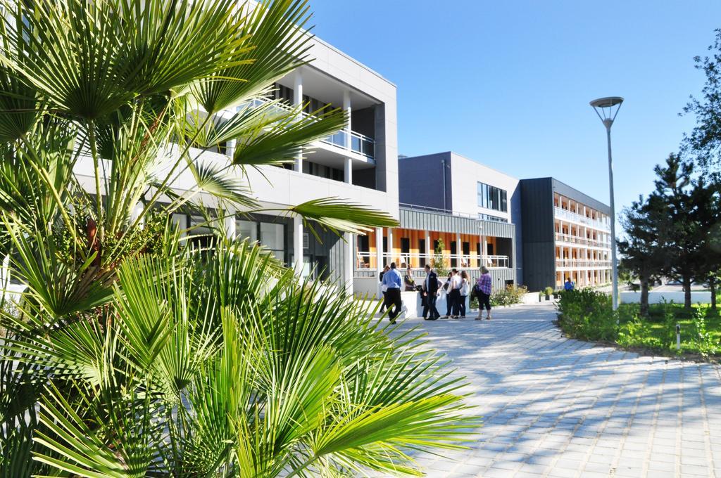 Appart hôtel Golden Tulip Suites-