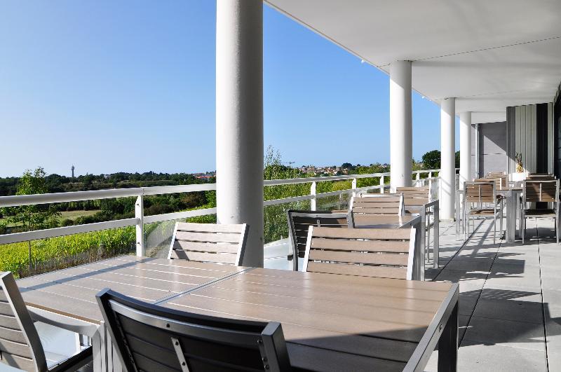 Appart hôtel Golden Tulip Suites-
